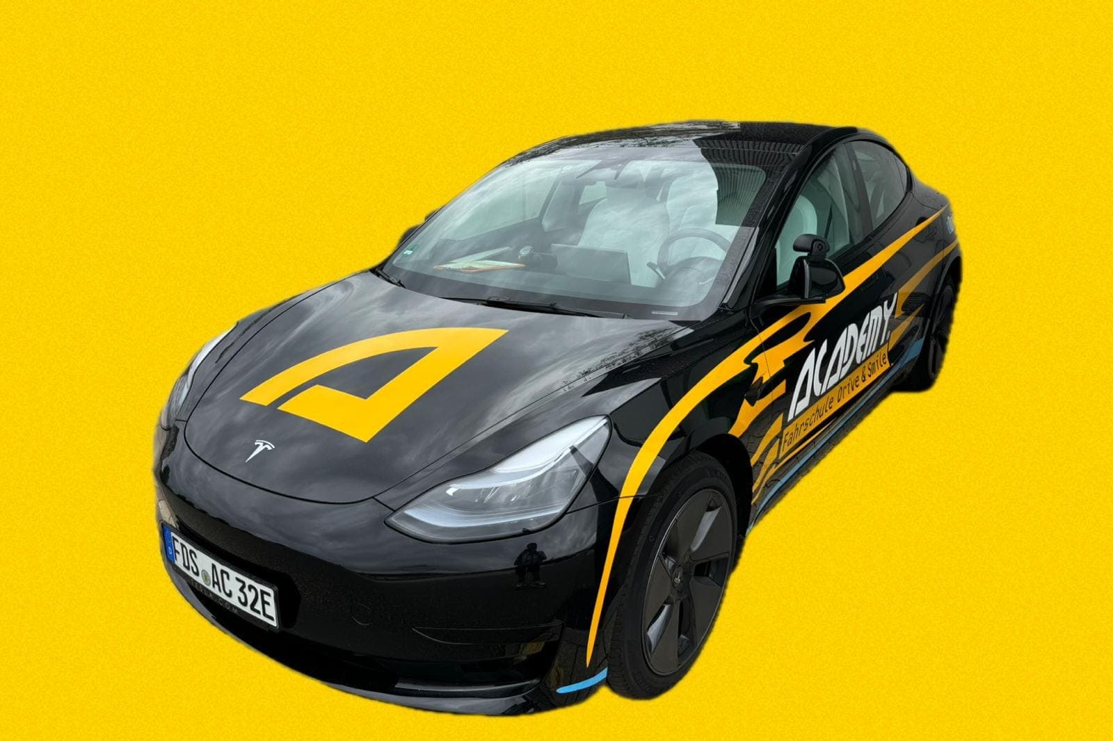 Tesla Model 3 / Elektro