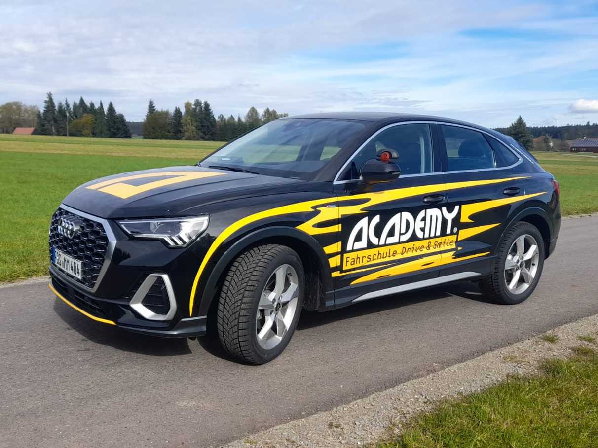 ACADEMY Fahrschule Audi Q3 Sportback